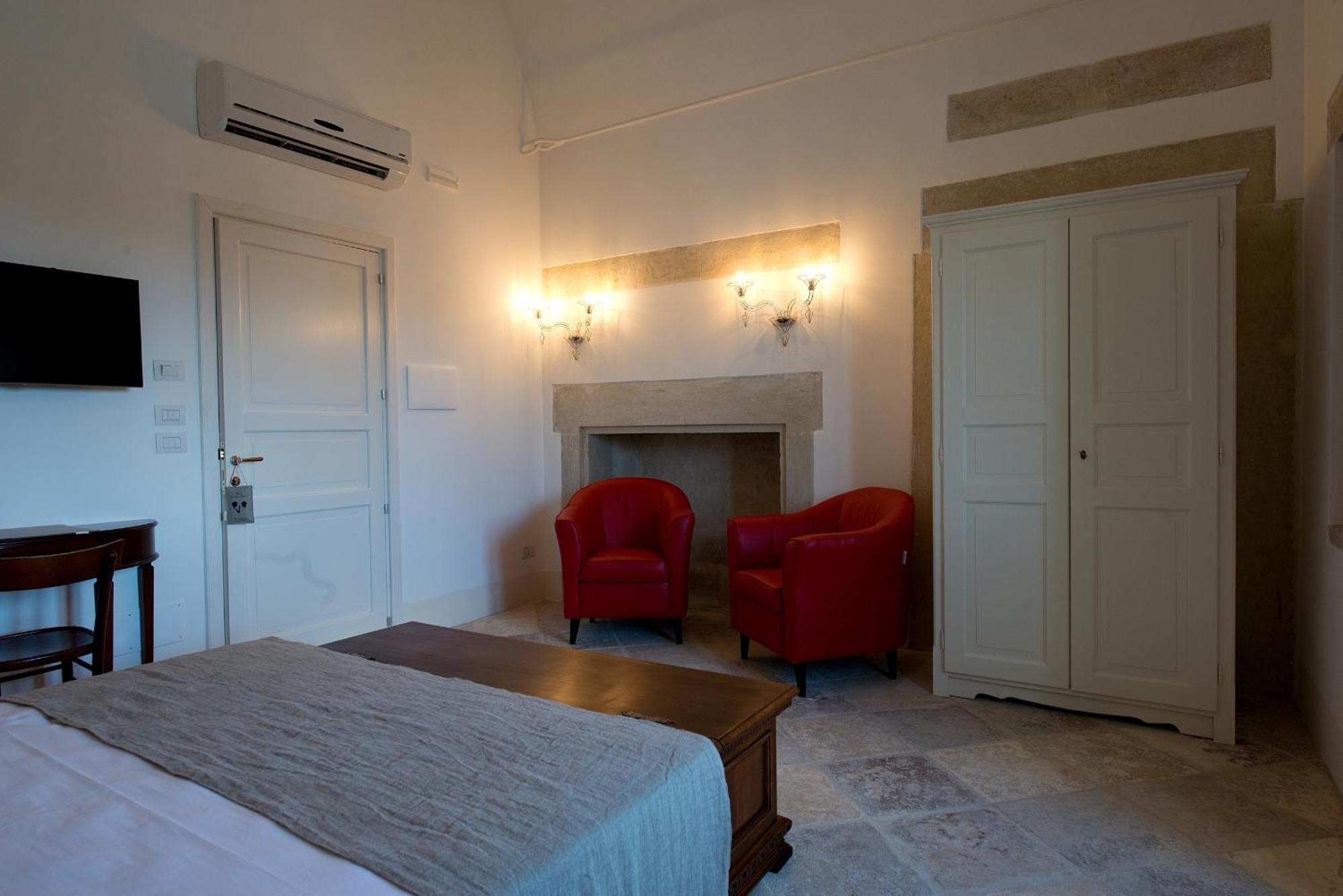 Palazzo Ducale Venturi - Luxury Hotel & Wellness Минервино-ди-Лечче Экстерьер фото